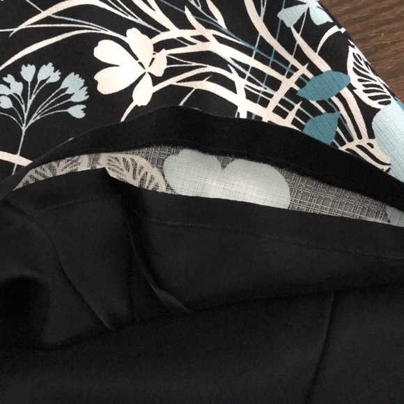 Spring skirt from Loft, Size 10 - Picture 4 of 5